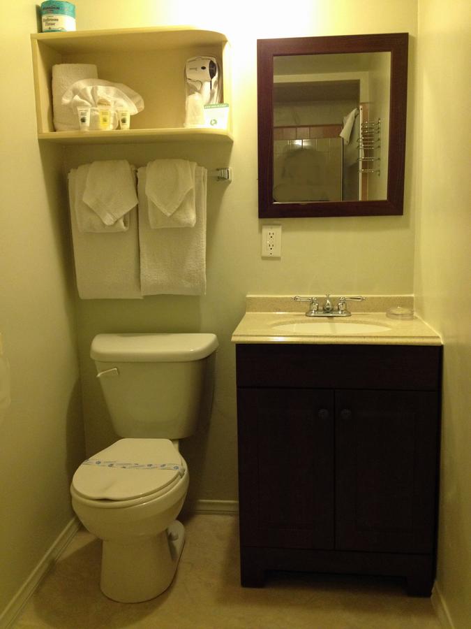 Bayfront Inn - thumb 10