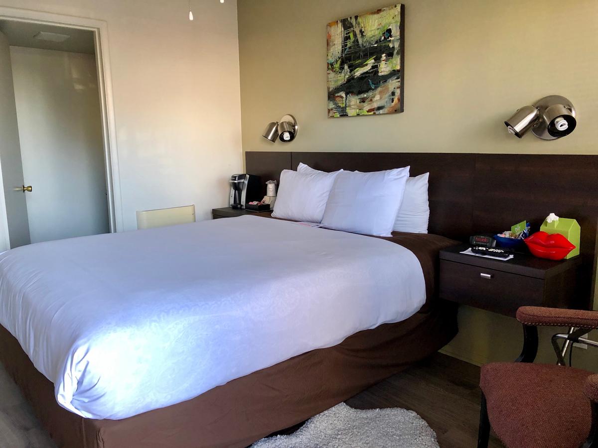 Bayfront Inn - thumb 22