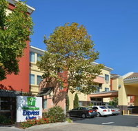Holiday Inn Express Berkeley - Accommodation Philadelphia