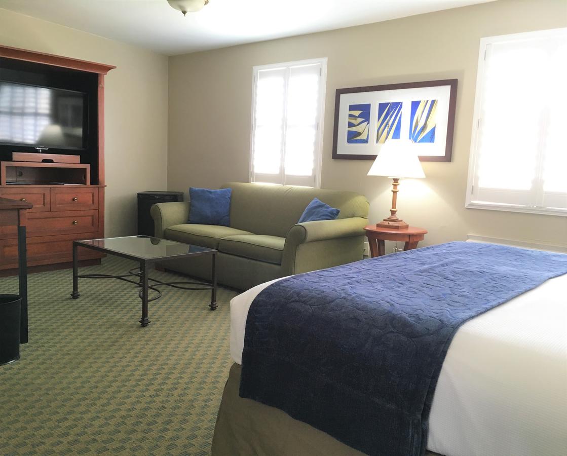 La Avenida Inn - thumb 6