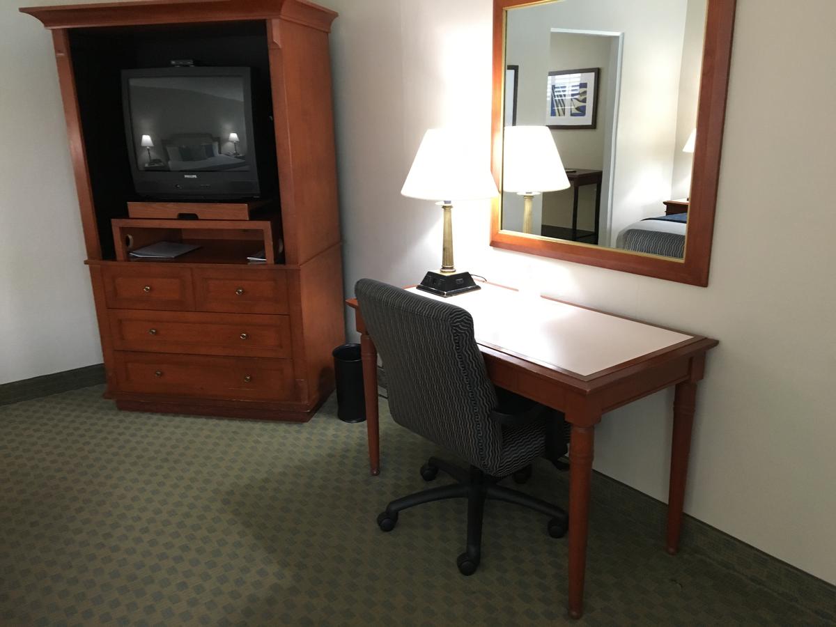La Avenida Inn - thumb 31