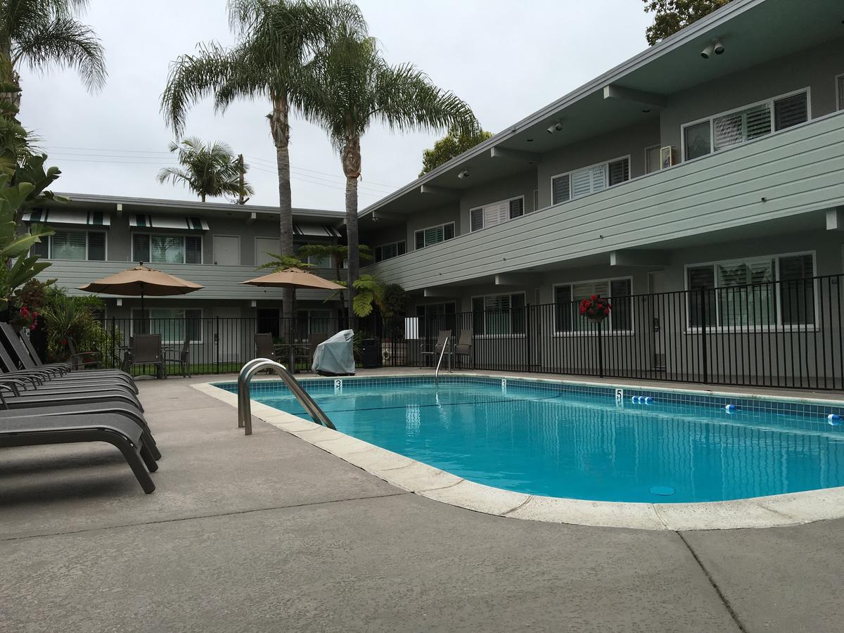 La Avenida Inn - thumb 21