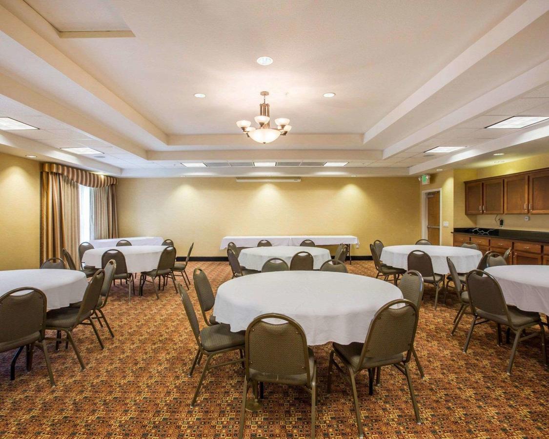 Comfort Suites Barstow Near I-15 - thumb 23