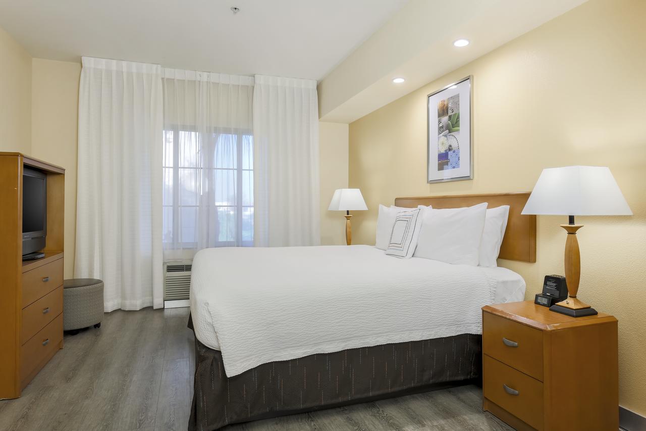 Fairfield Inn & Suites Temecula - thumb 20