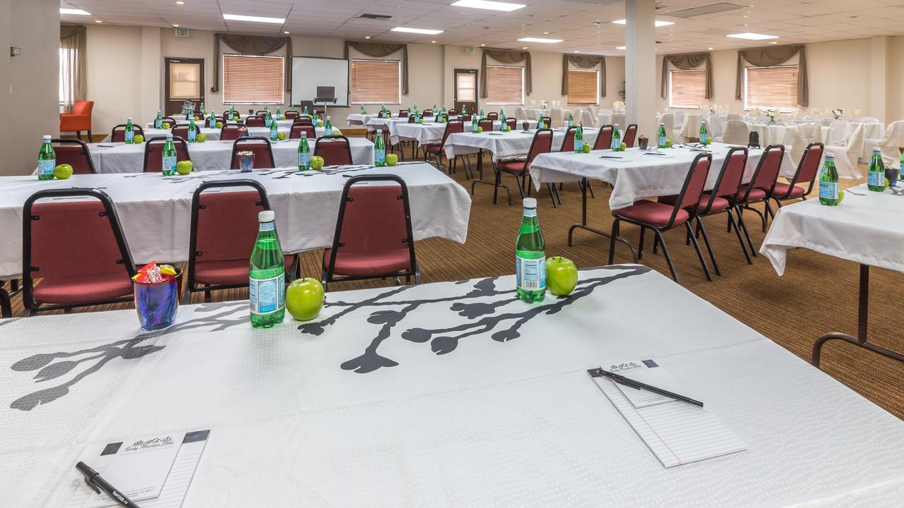 Rocky Mountain Hotel & Conference Center - thumb 8