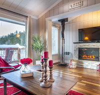 Eat Sleep. Ski. Repeat - Accommodation Philadelphia