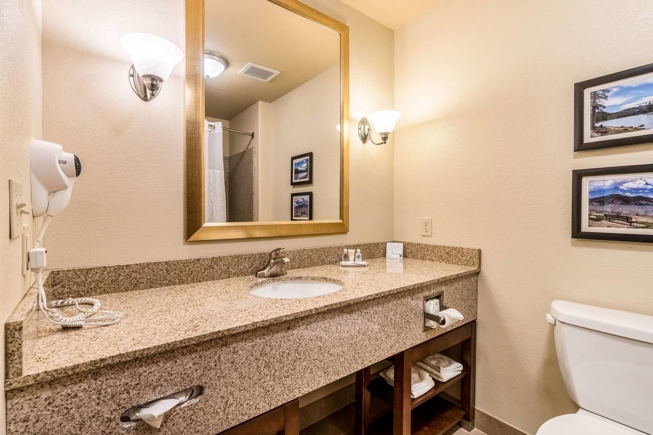 Comfort Inn And Suites Rifle - thumb 24