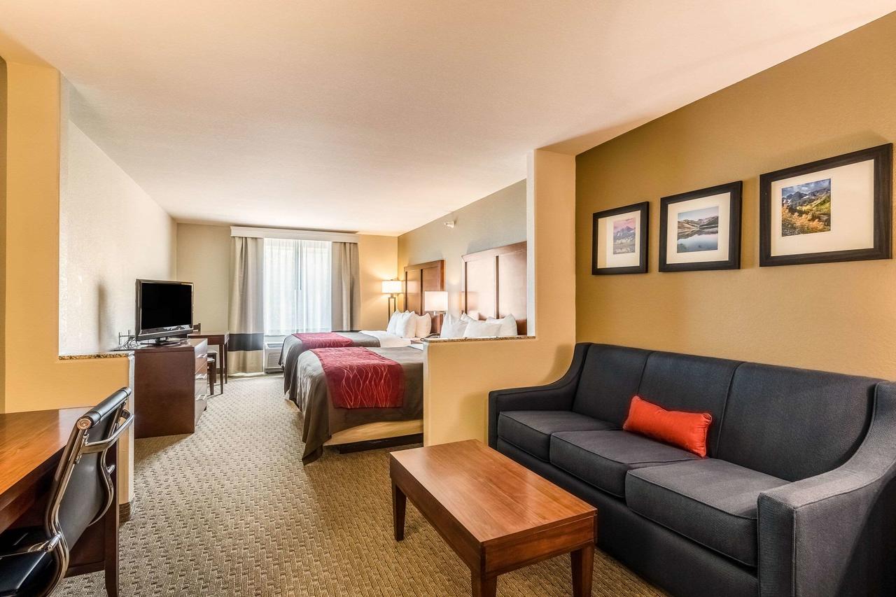 Comfort Inn And Suites Rifle - thumb 10
