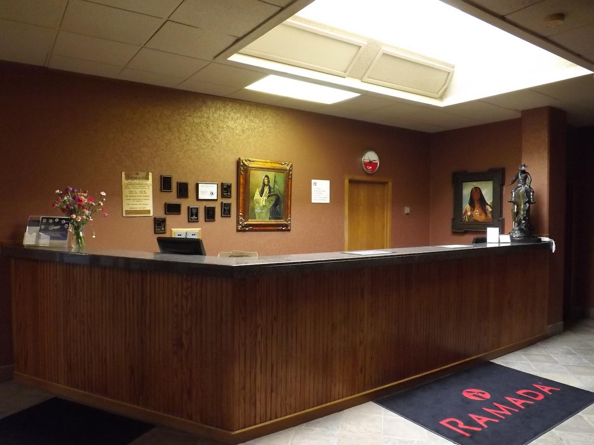 Ramada By Wyndham Sterling - thumb 2