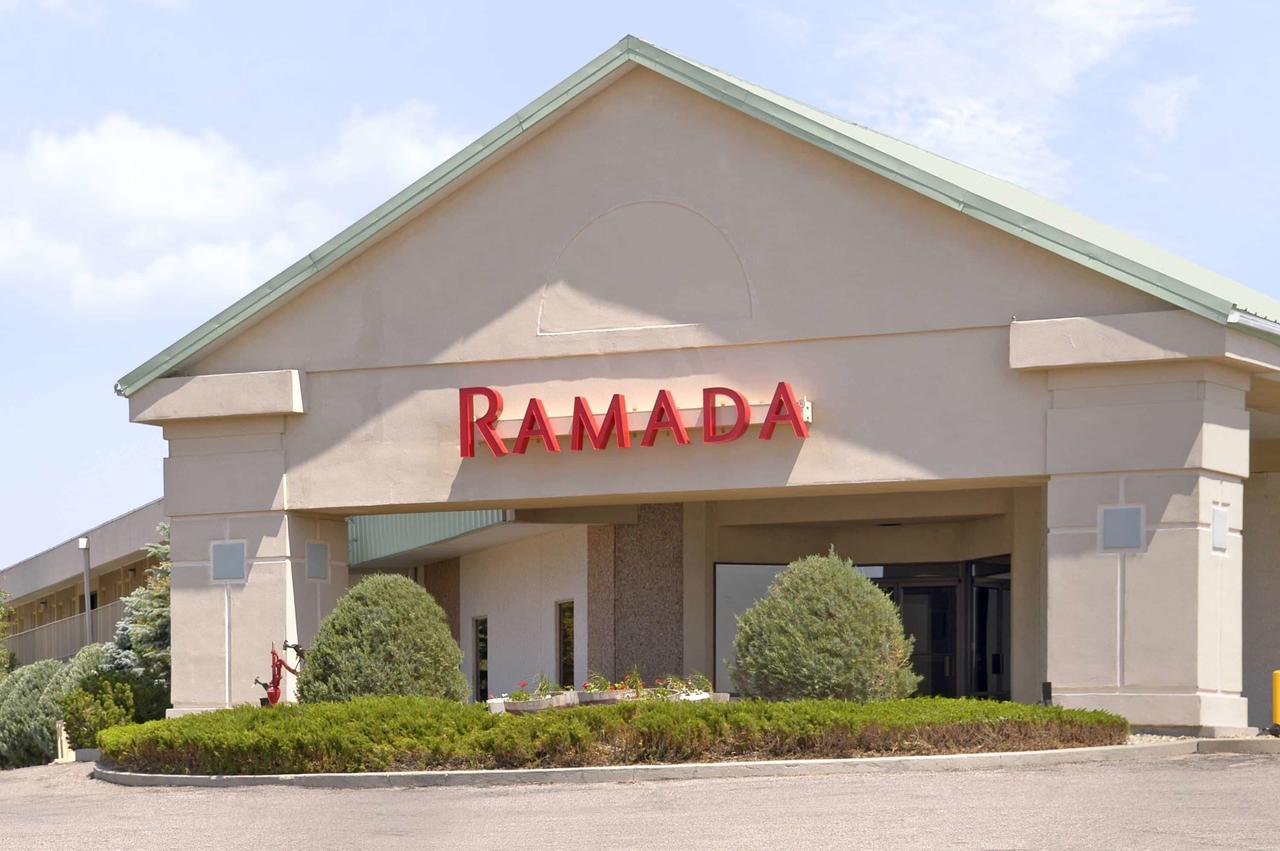 Ramada By Wyndham Sterling - thumb 0