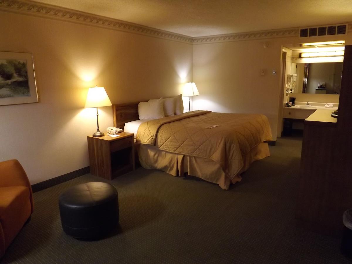 Ramada By Wyndham Sterling - thumb 17