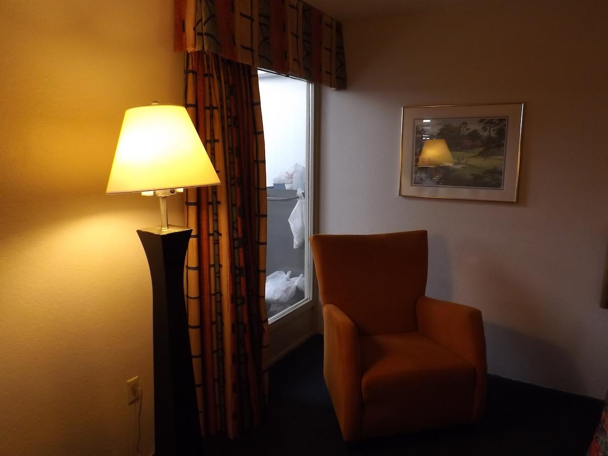 Ramada By Wyndham Sterling - thumb 11