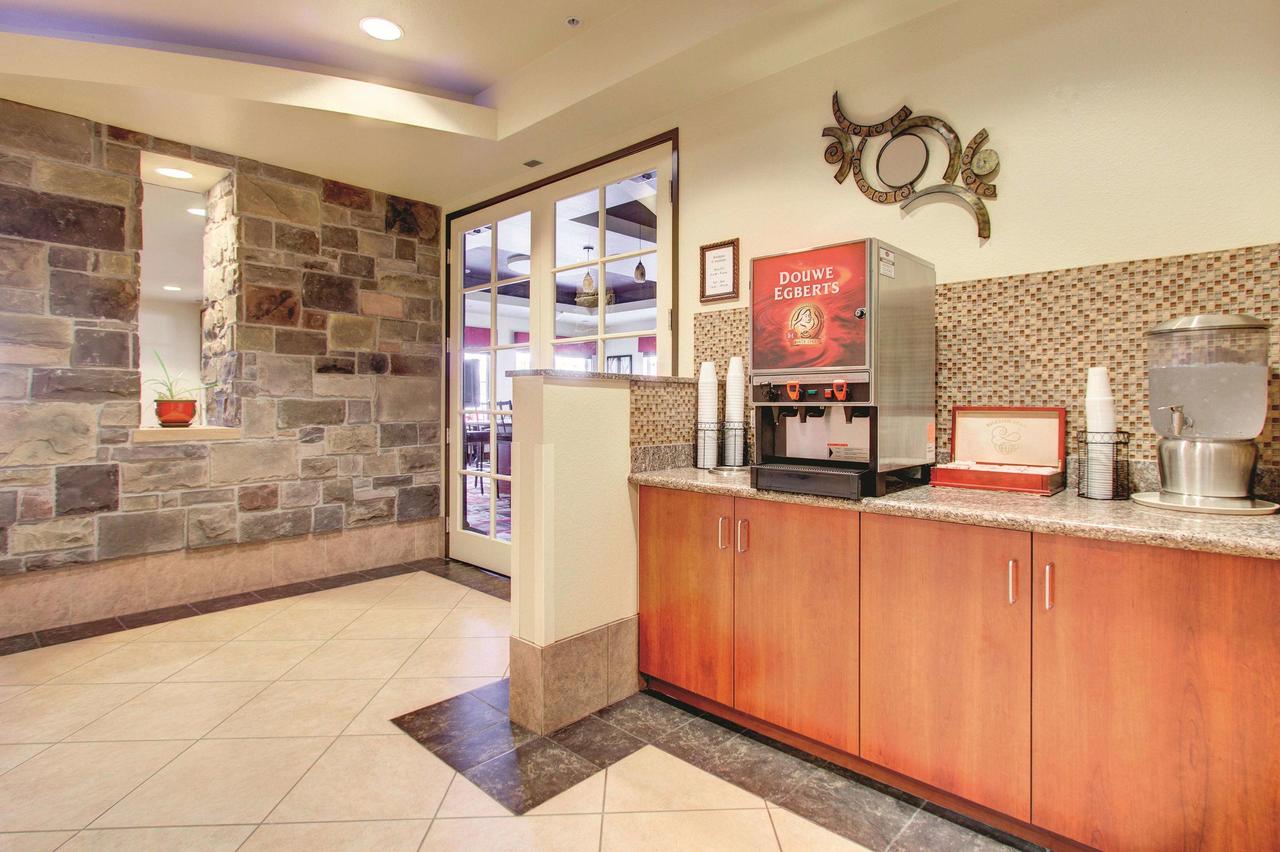 La Quinta By Wyndham Denver Gateway Park - thumb 24