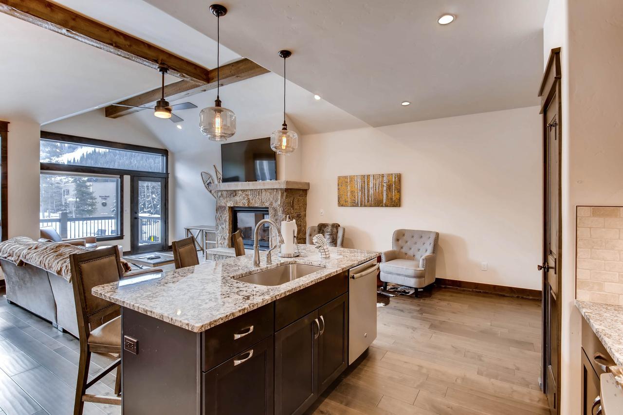 River Run Townhome RR40 - thumb 1
