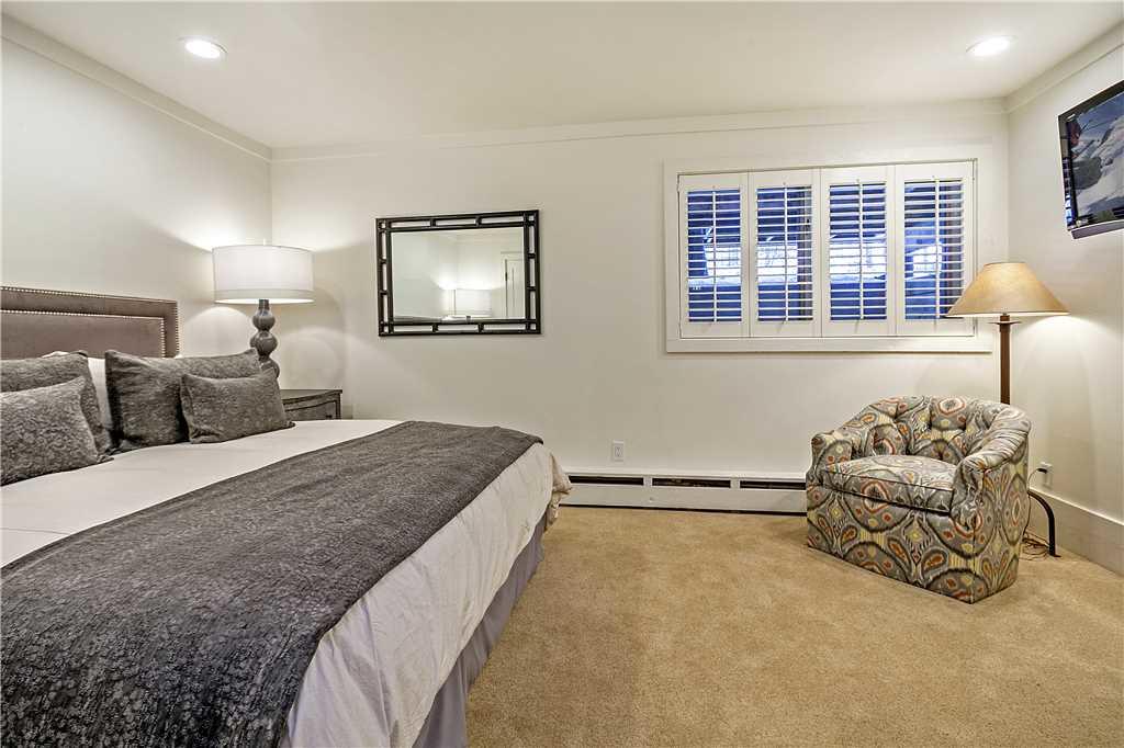 Remington Retreat House - thumb 5