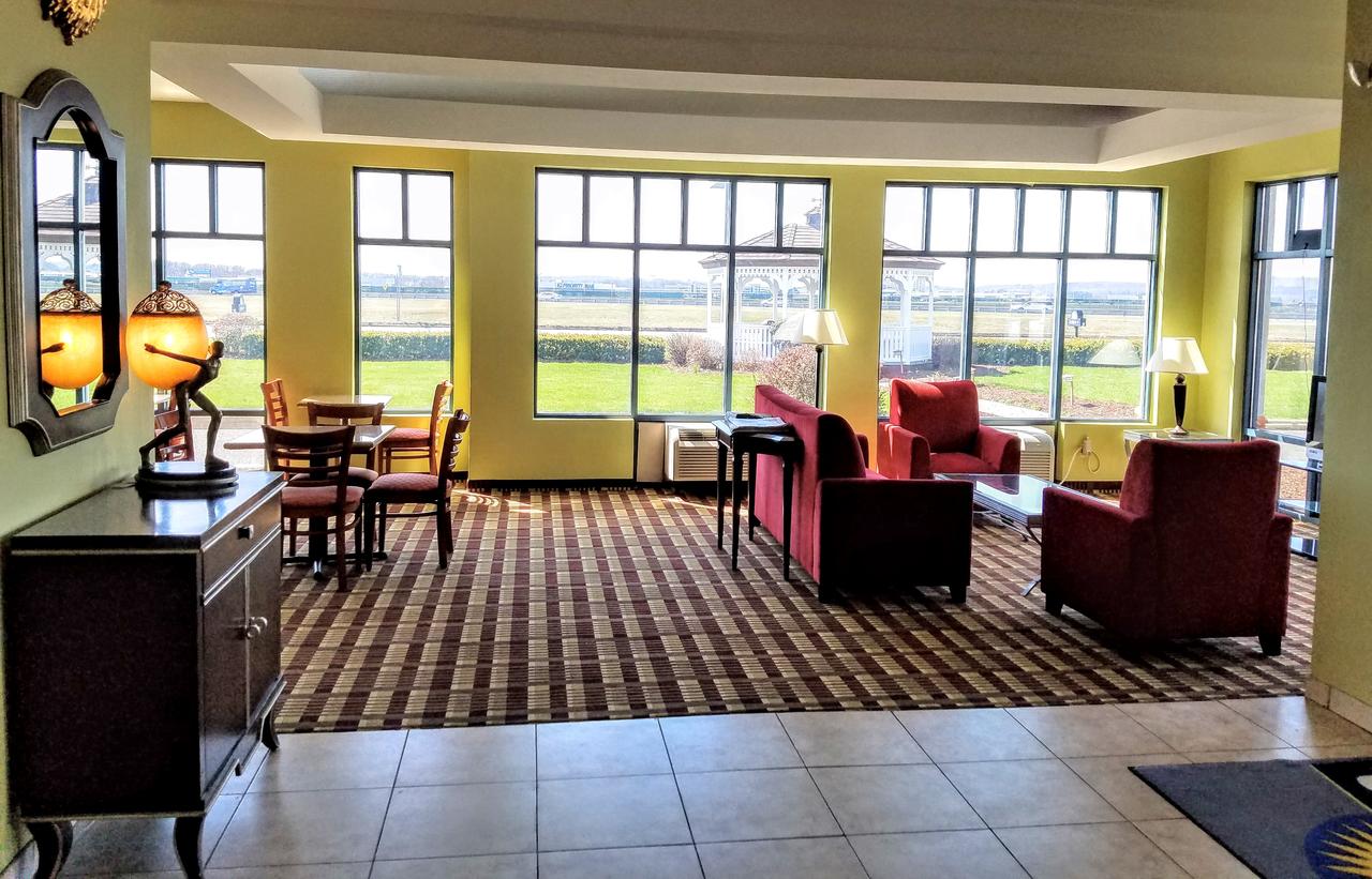 Days Inn By Wyndham Windsor Locks / Bradley Intl Airport - thumb 25
