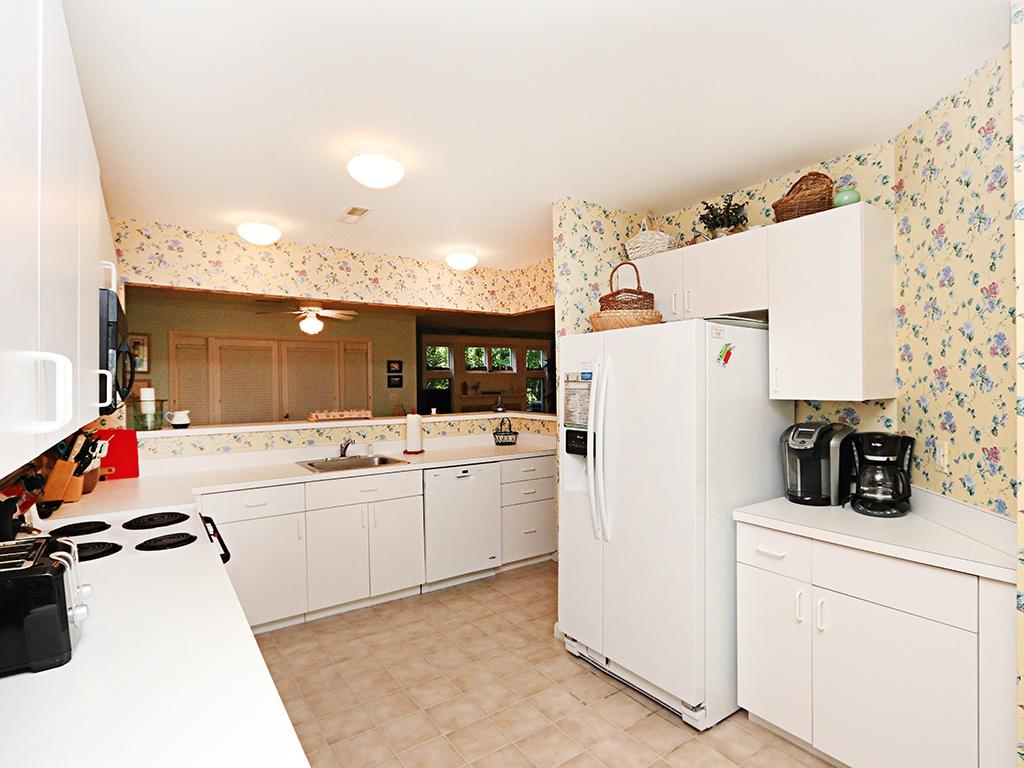 53002 Lakeshore Drive Townhouse - thumb 12
