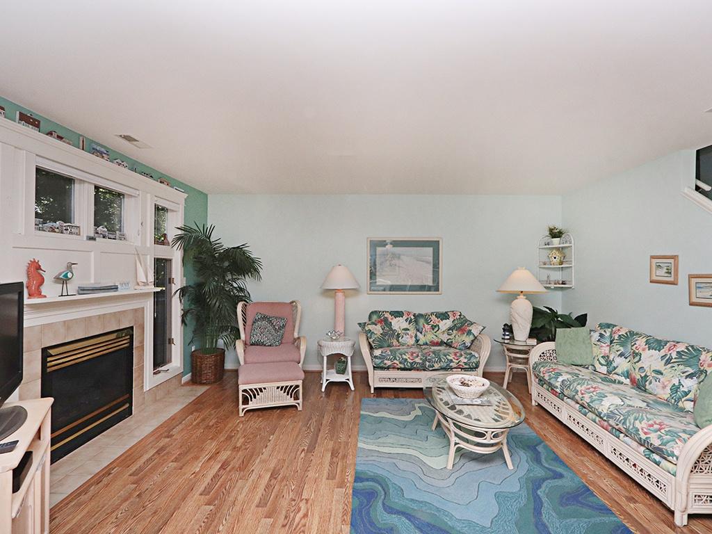 53002 Lakeshore Drive Townhouse - thumb 20