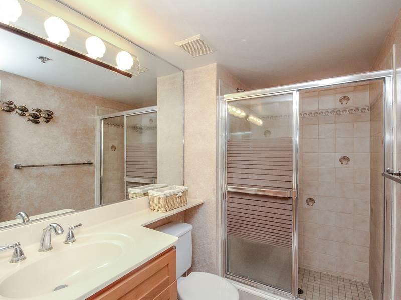 301 Island House Condo - thumb 3