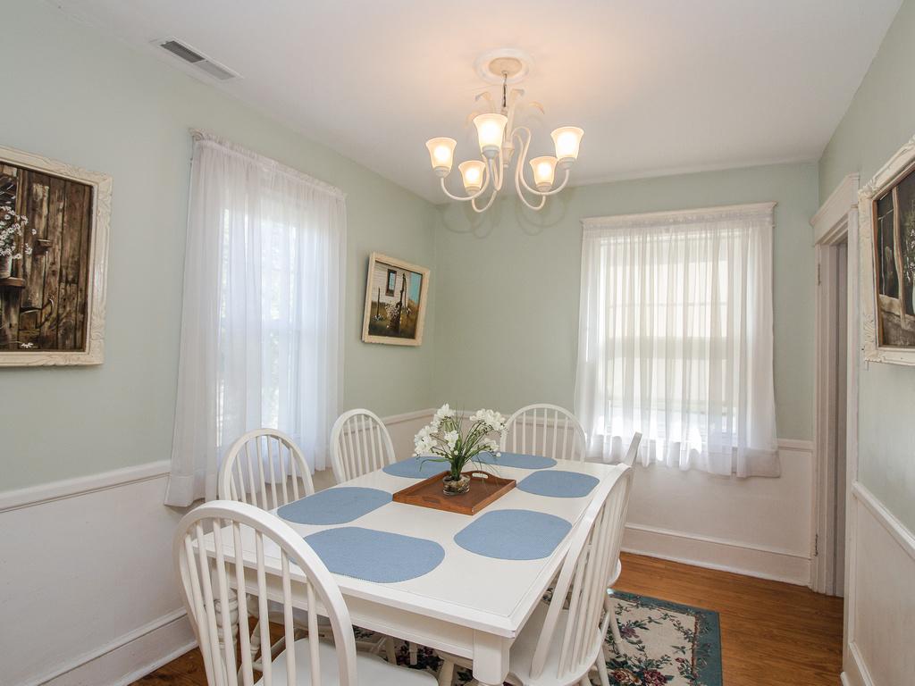 6 Central Avenue Home - thumb 10