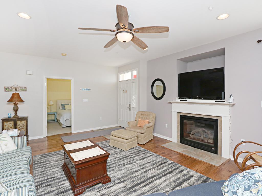 232A October Glory Avenue Condo - thumb 36