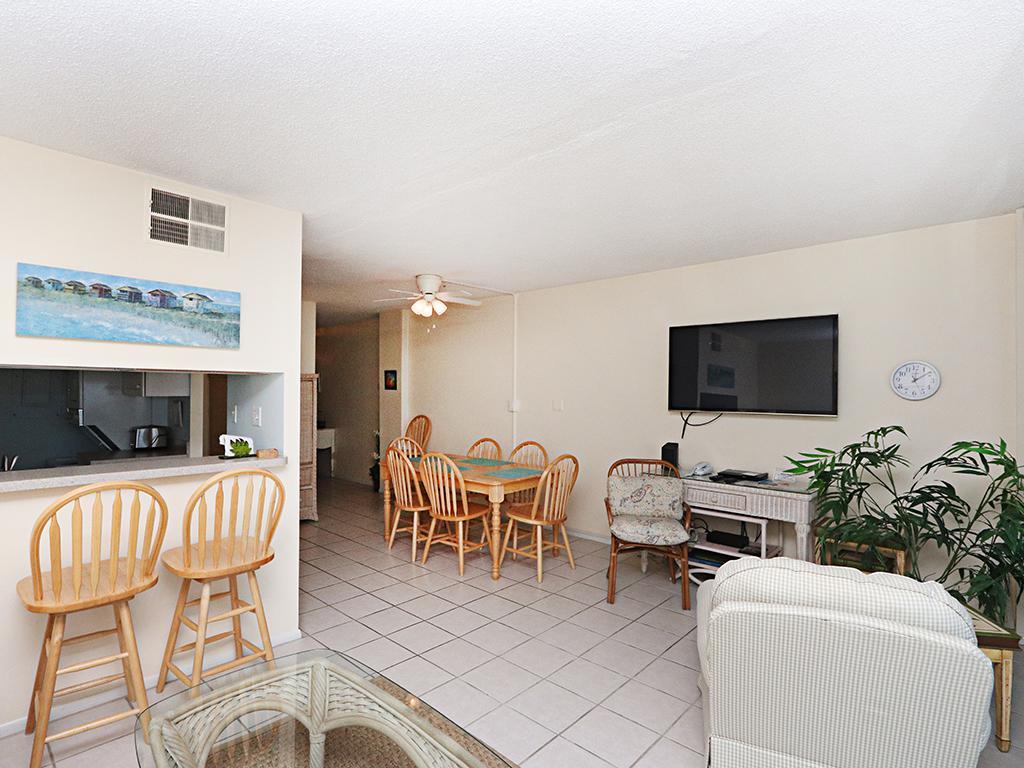 608 Annapolis House Condo - thumb 2