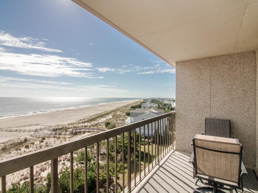 608 Island House Condo - thumb 0