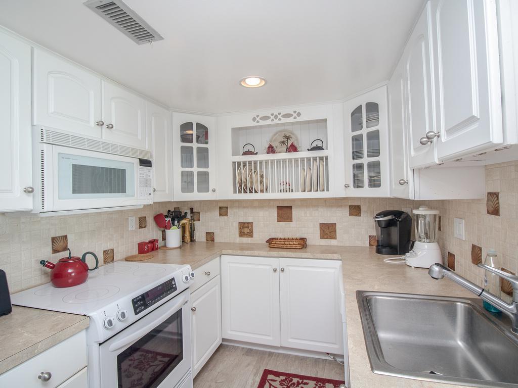 608 Island House Condo - thumb 1