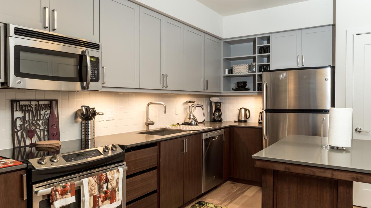 Capitol Hill Fully Furnished Apartments - thumb 24