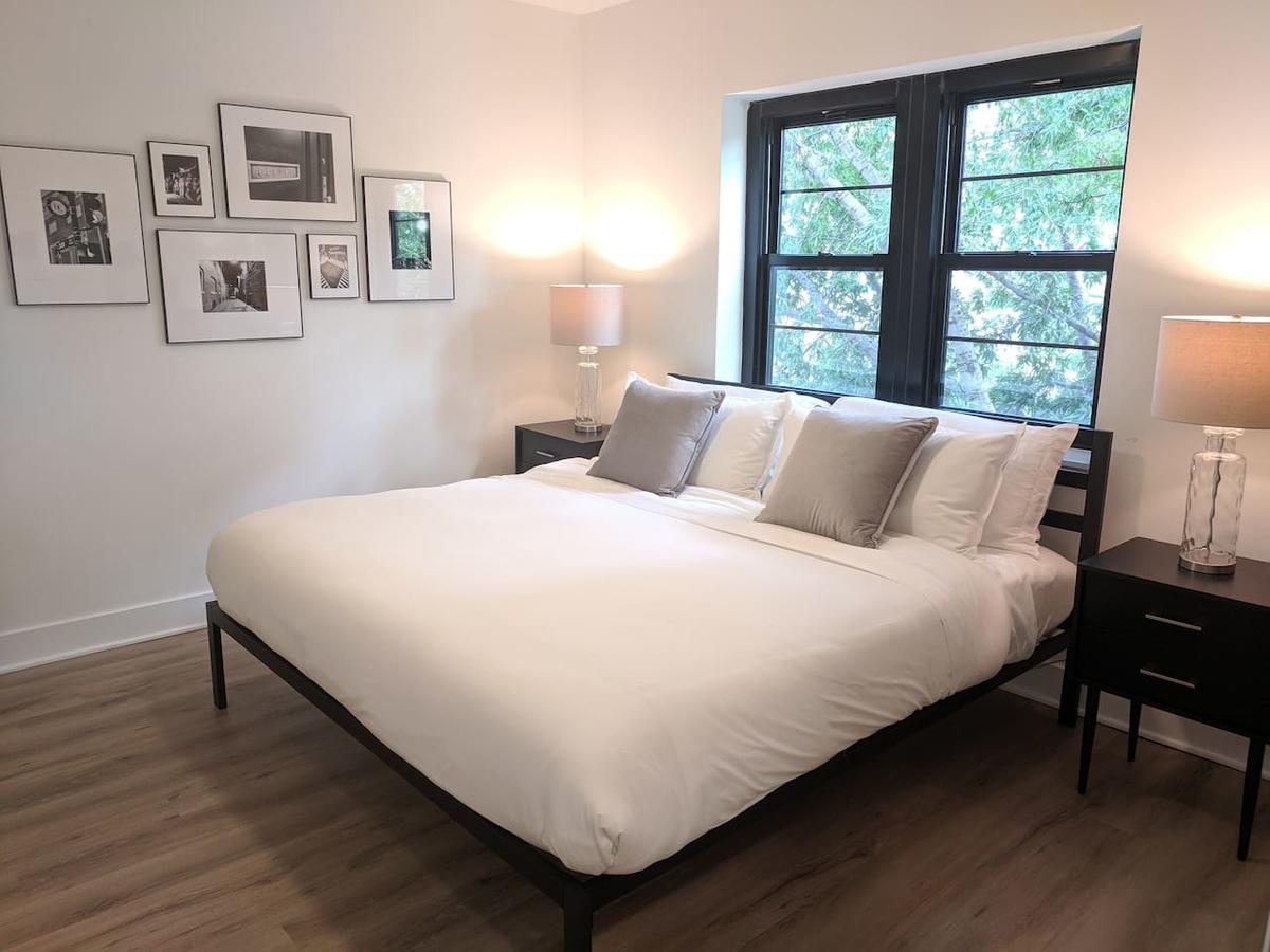 Posh & Modern Dc Proper Flat - thumb 4