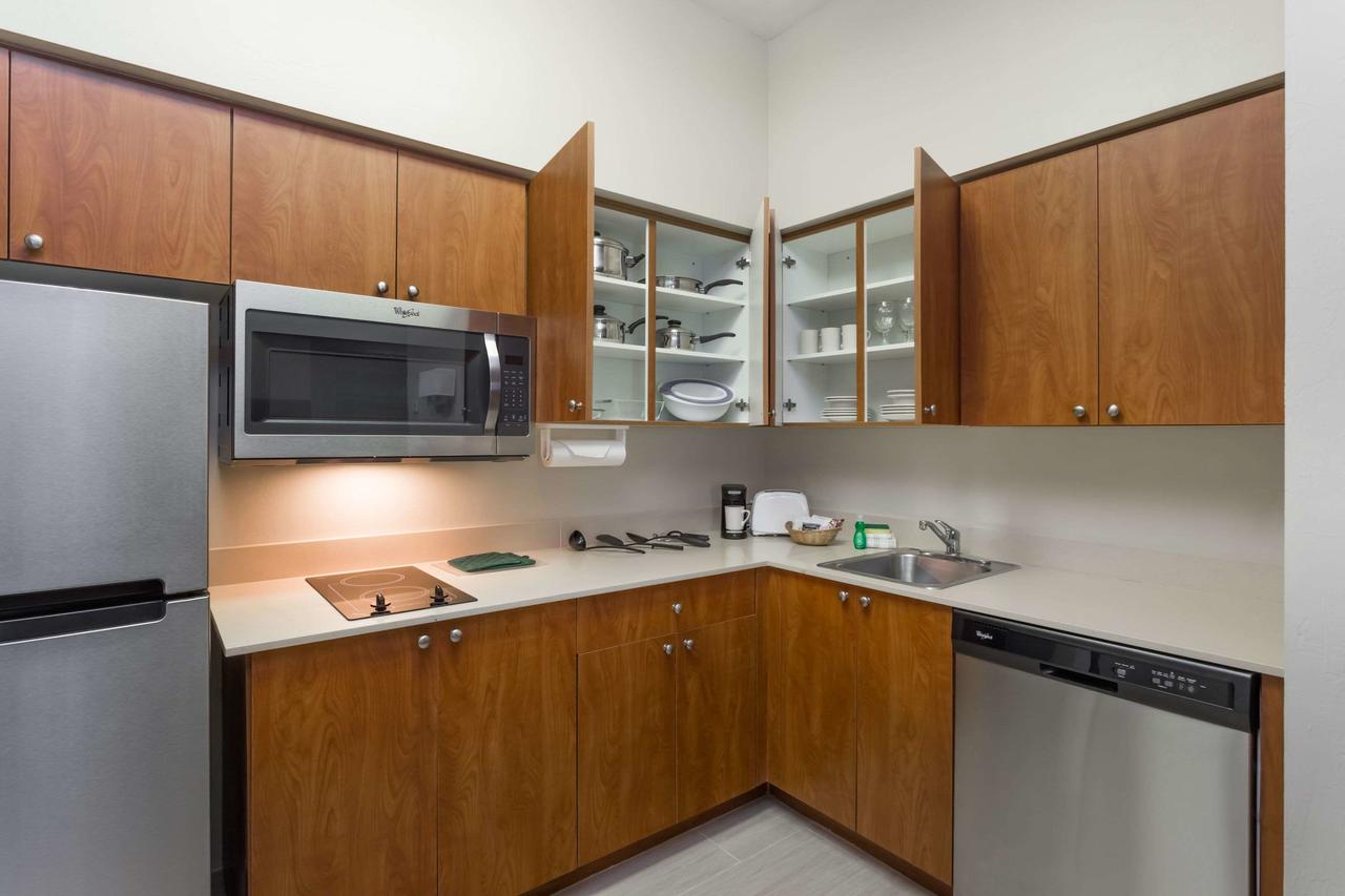 Hawthorn Suites By Wyndham Naples - thumb 7