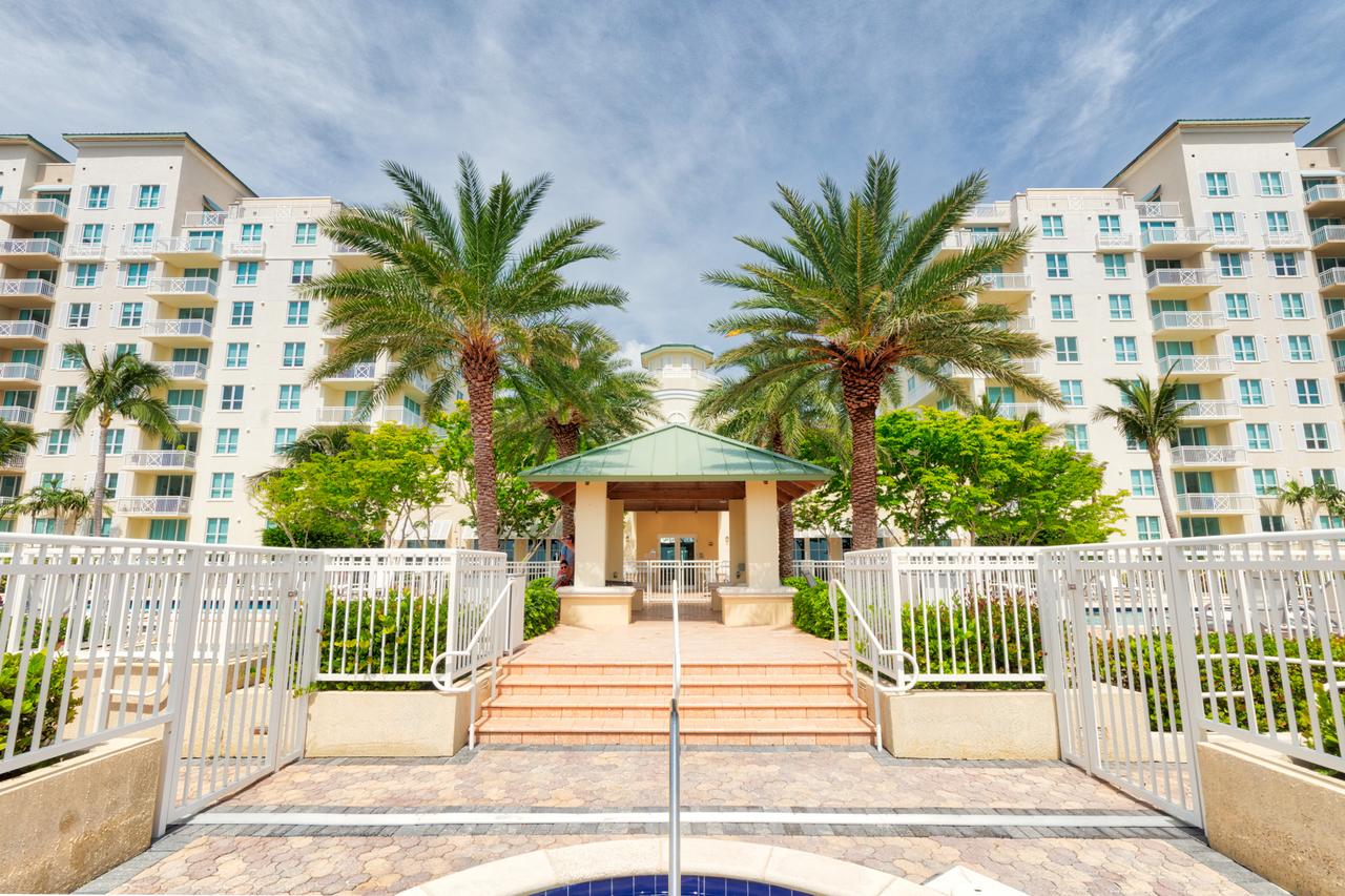 Brand New 1 Bedroom Close To The Beach - thumb 16