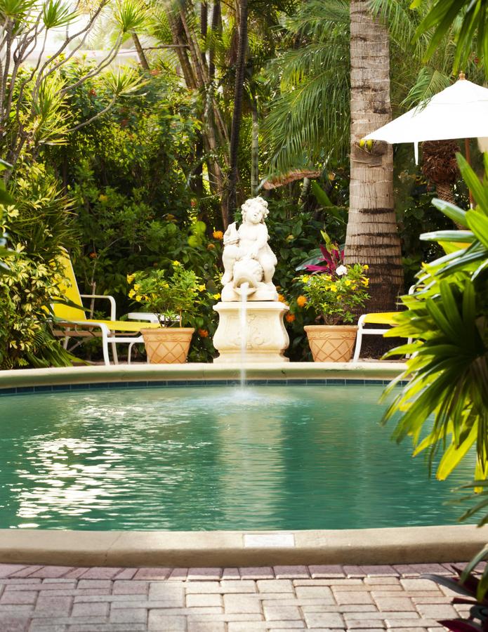 La Casa Hotel A North Beach Village Resort Hotel - thumb 1