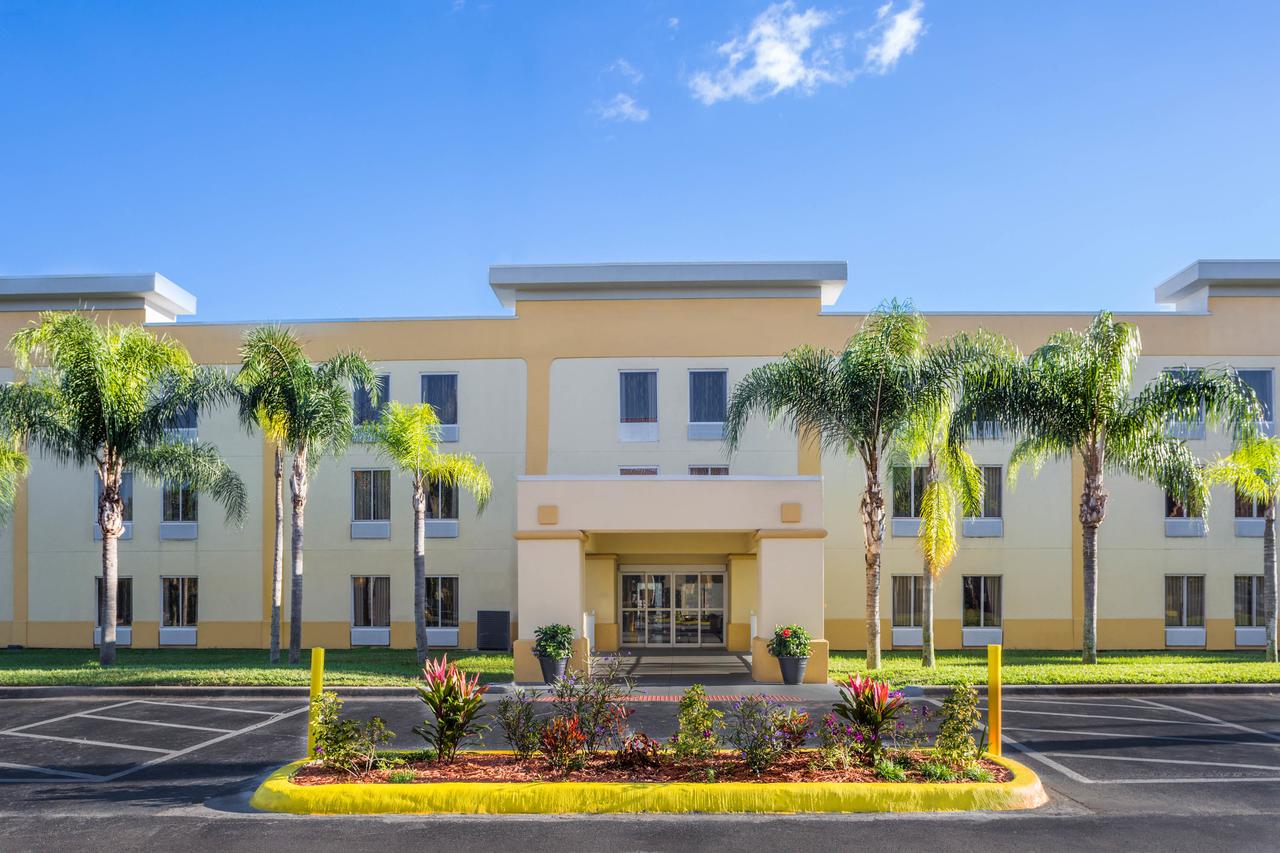 La Quinta By Wyndham Orlando Universal Area - thumb 17