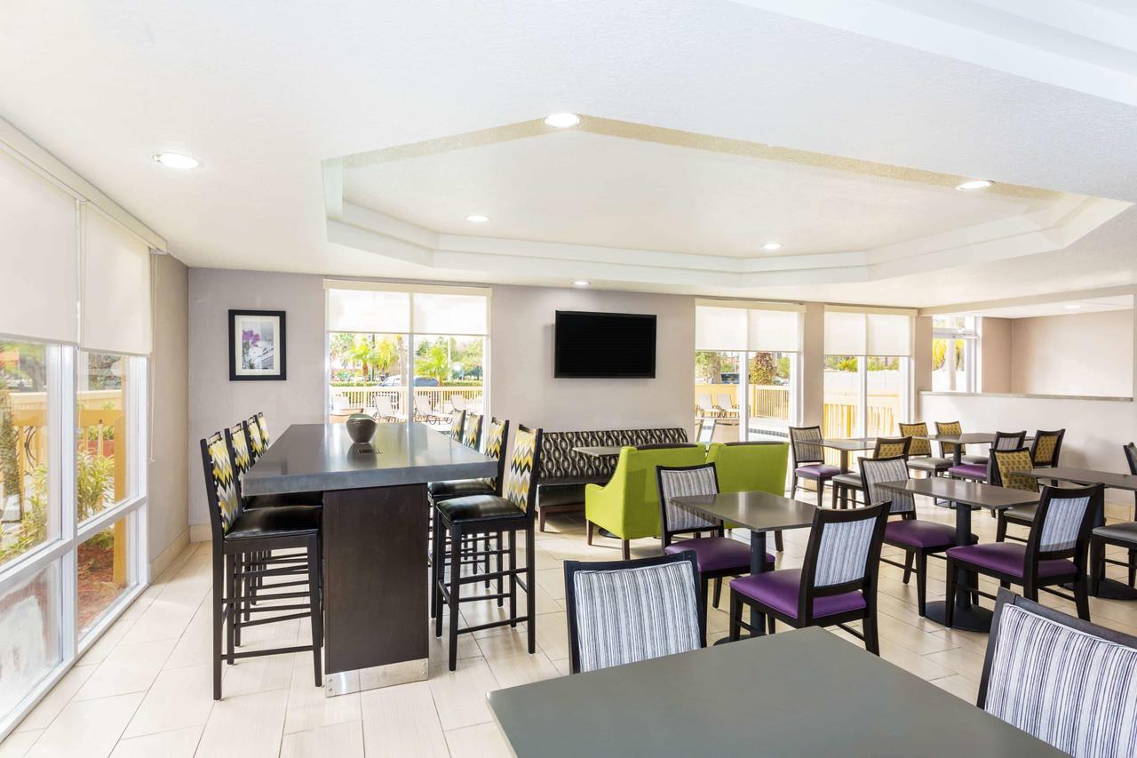 La Quinta By Wyndham Orlando Universal Area - thumb 35