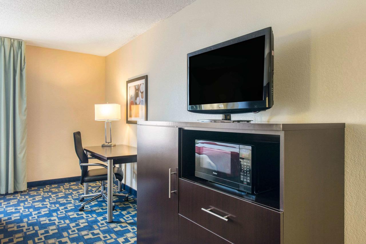 Comfort Inn & Suites Near Universal Orlando Resort - thumb 3
