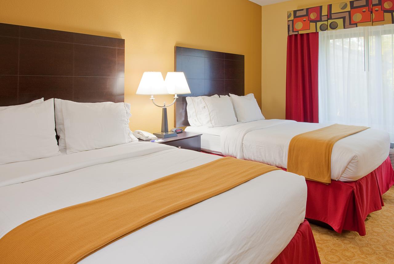Holiday Inn Express Hotel & Suites Pensacola-West Navy Base - thumb 15