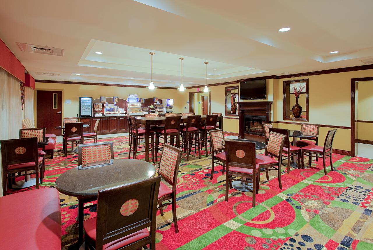 Holiday Inn Express Hotel & Suites Pensacola-West Navy Base - thumb 28