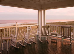 Elizabeth Pointe Lodge