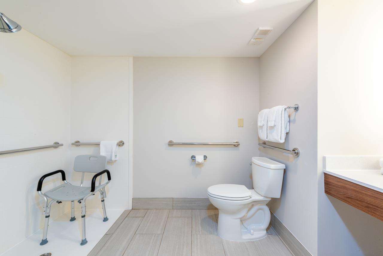 Holiday Inn Express Hotel & Suites Bradenton West - thumb 15