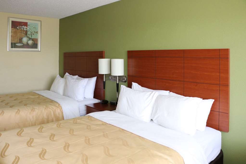 Quality Inn East - thumb 9