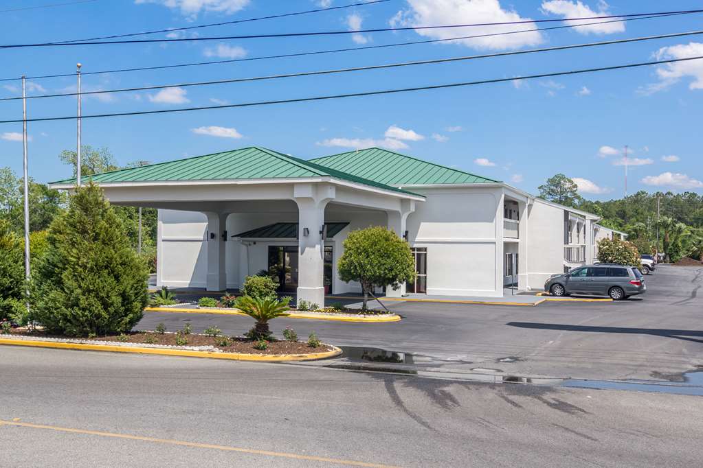 Motel 6 Waycross GA - thumb 1