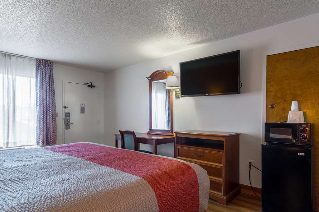Motel 6 Waycross GA - thumb 11