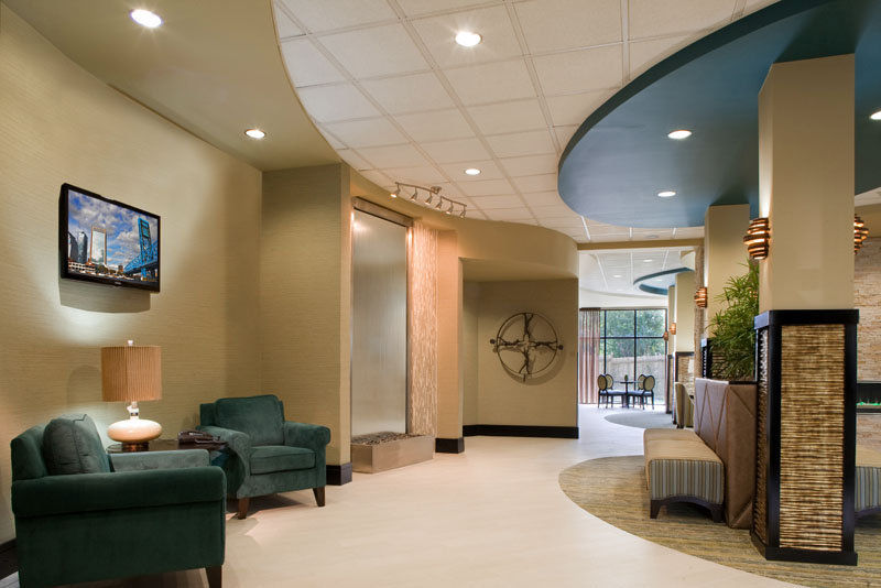 Holiday Inn Express Hotel & Suites - thumb 10