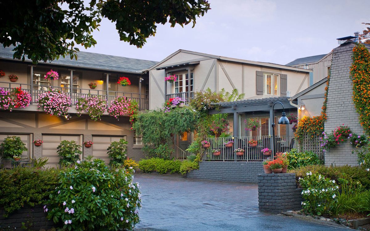 Carmel Country Inn - thumb 0
