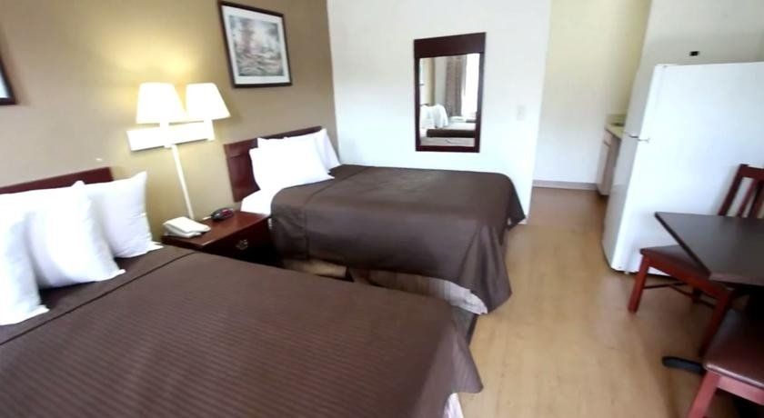 InTown Suites Gulfport Airport - thumb 2