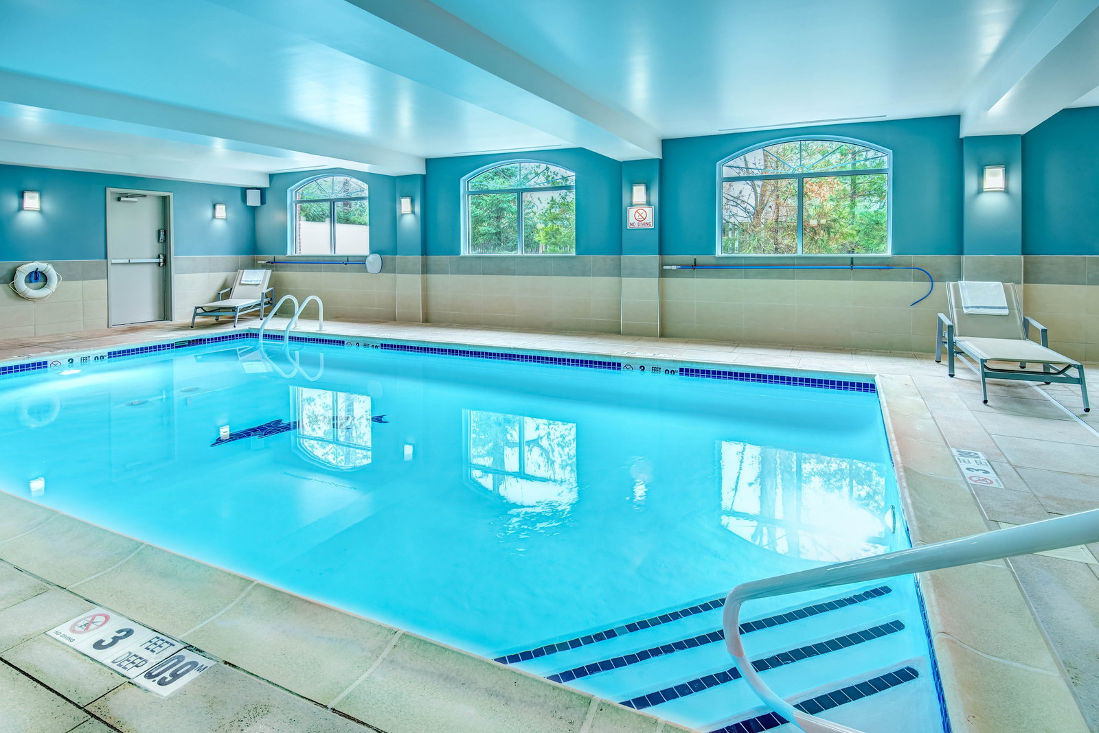 Holiday Inn Express & Suites Woodbridge - thumb 9