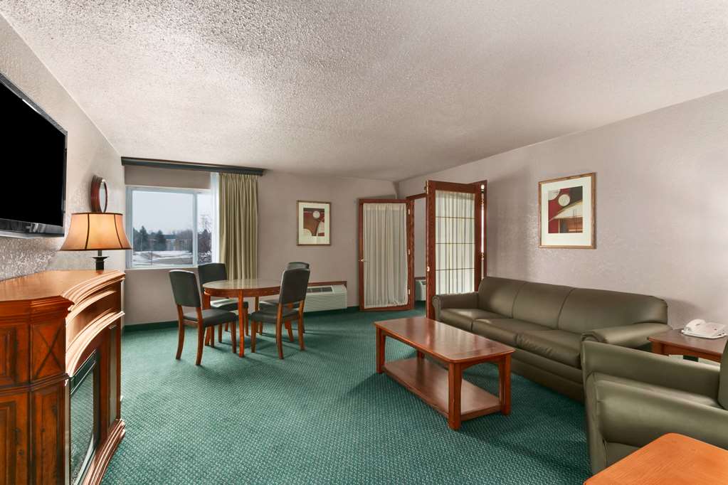 Ramada Bismarck - thumb 14