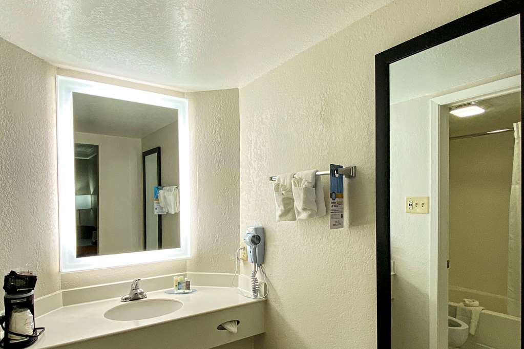 Quality Inn Harlingen - thumb 8