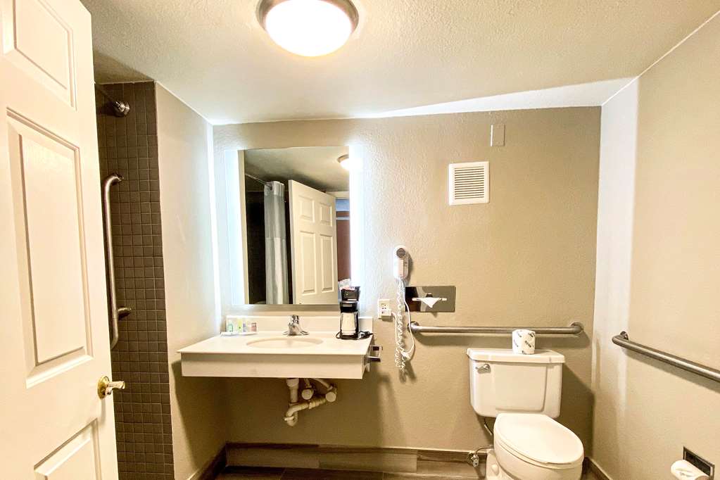Quality Inn Harlingen - thumb 9